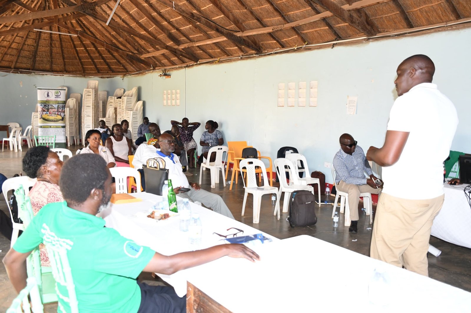 A presenter leads a discussion on digital agriculture solutions